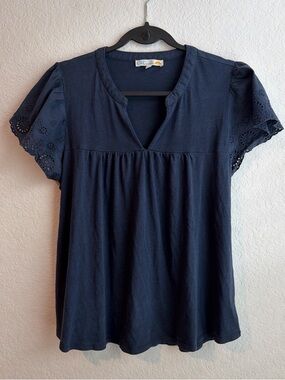 C&C California Navy Eyelet Sleeve Split V-Neck Tunic